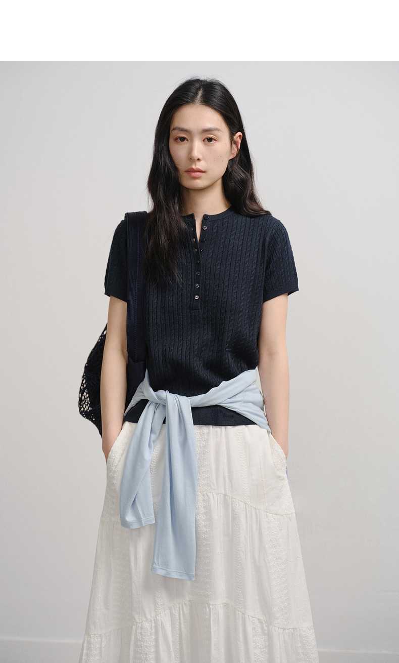 カットソー 縄編み模様ヘンリーネックプルオーバー