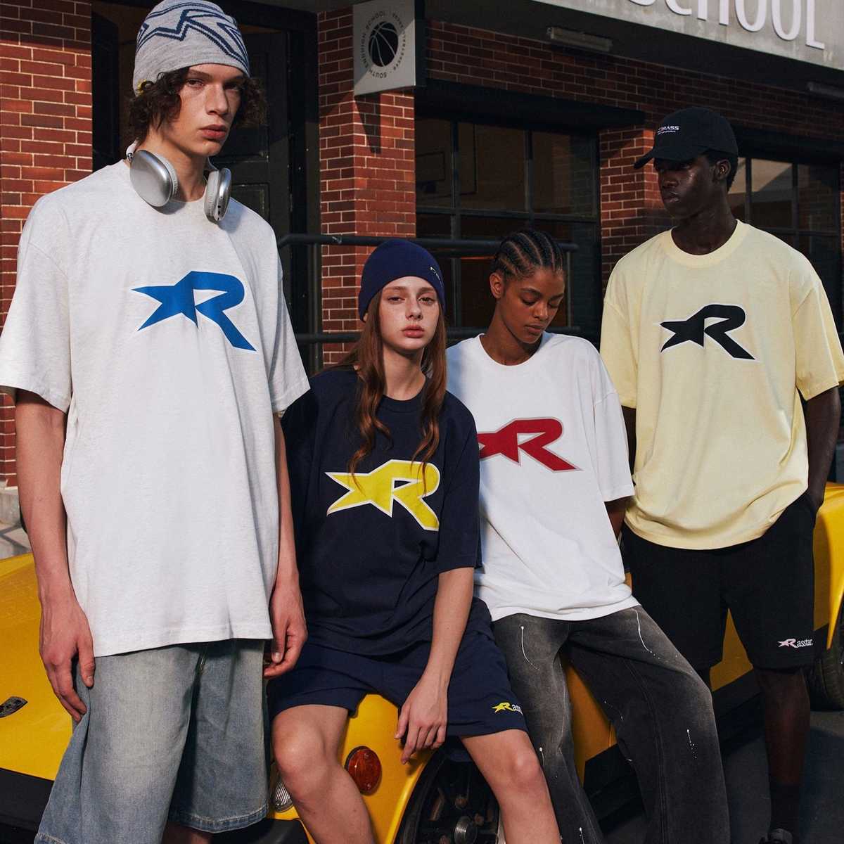 カットソー 星型ロゴ入り半袖カットソー