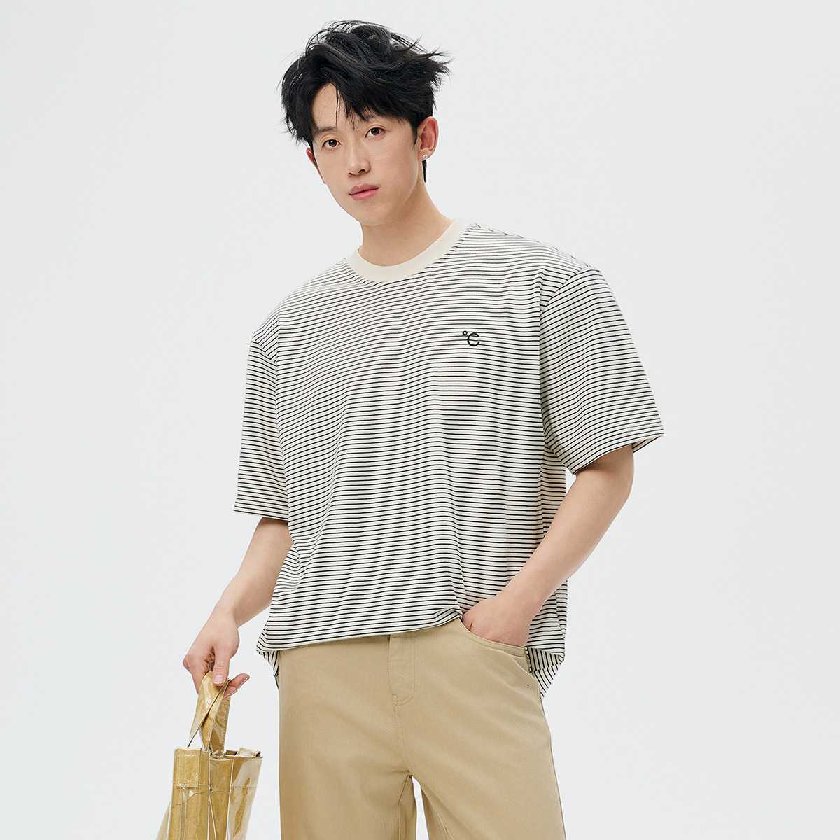 カットソー 細線ボーダーワンポイント半袖