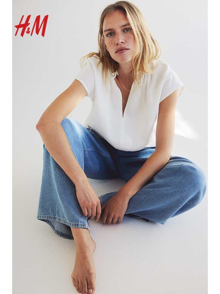 カットソー シンプル深Vネックカットソー