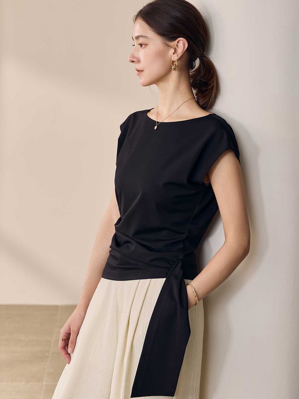 カットソー 優美なリボン結びボートネック