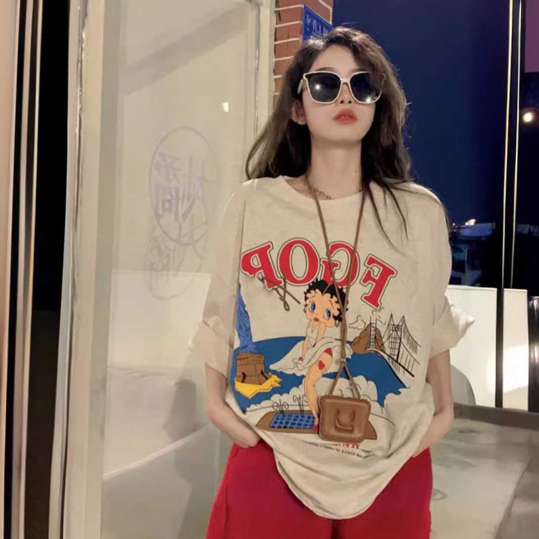 カットソー レトロ風キャラクターイラスト半袖