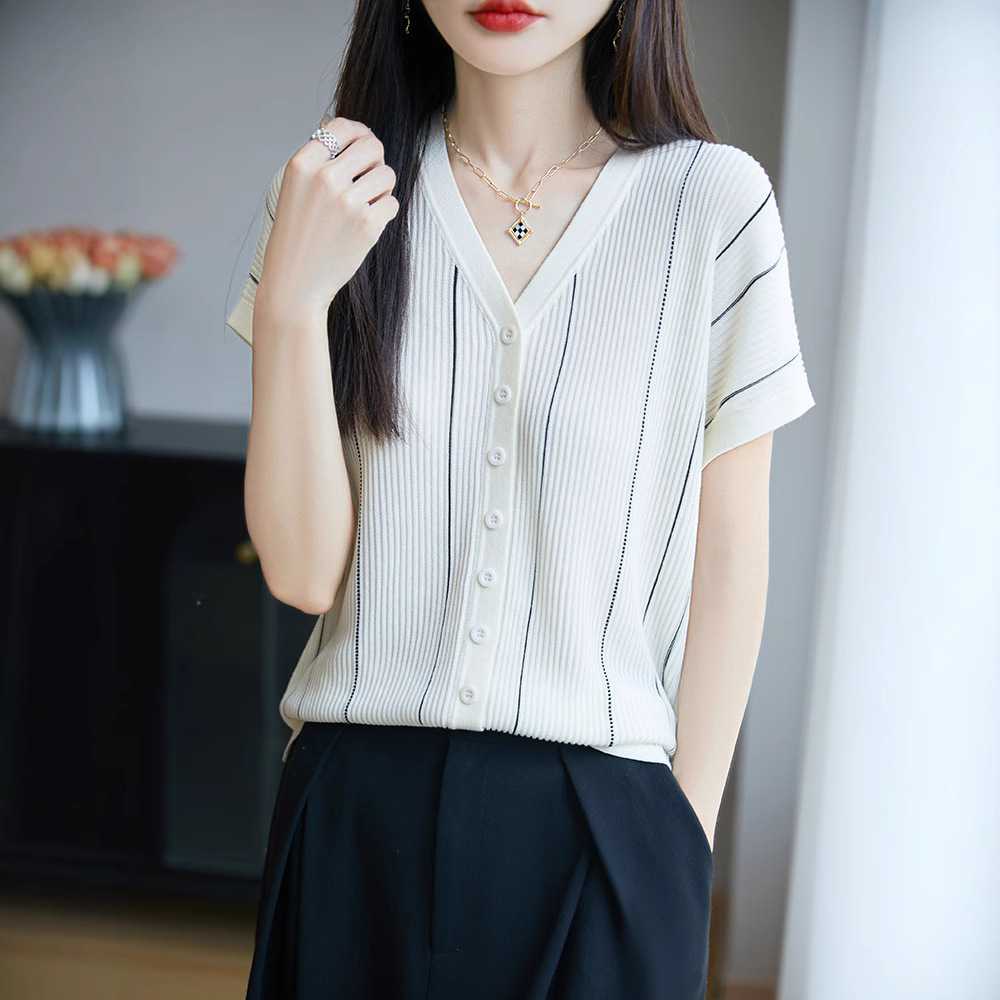 カットソー 縦縞プレミアムVネックカットソー