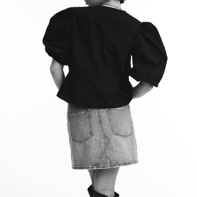 カットソー ドット刺繍パフスリーブカットソー