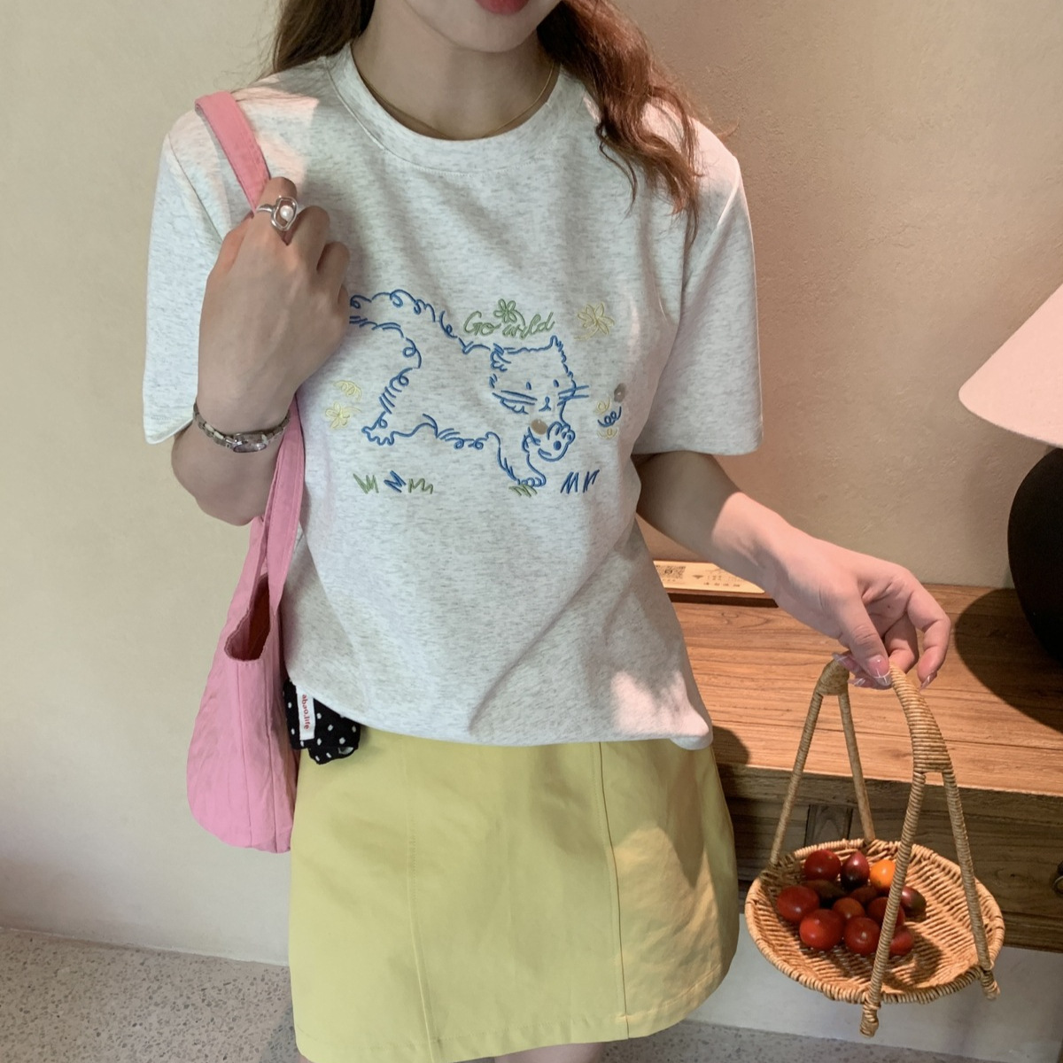 カットソー ねこちゃん線画プリント半袖
