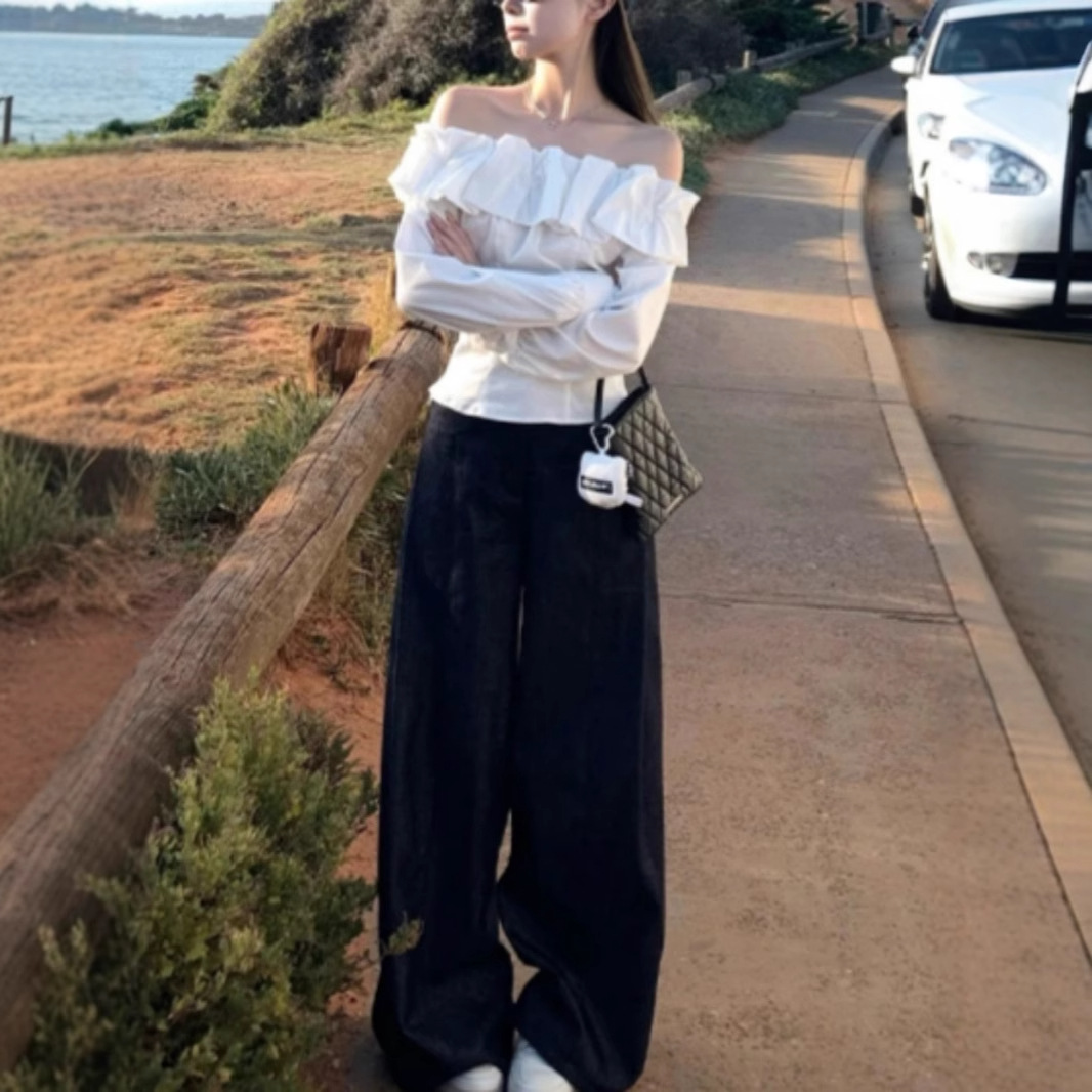 カットソー 優美フリルデコルテボートネック