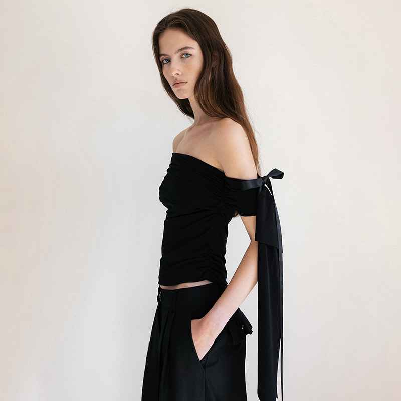 カットソー 優美なドレープボートネック