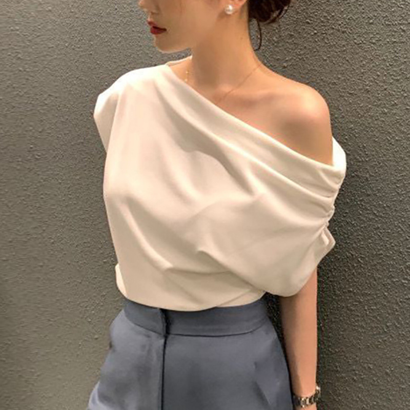  カットソー 優美なドレープ肩魅せボートネック
