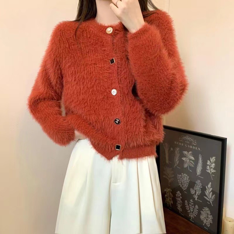 カットソー ふわふわシャギー素材の丸襟ボタンカットソー