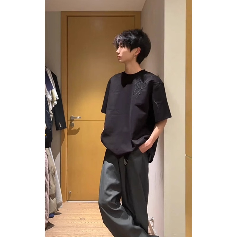 カットソー 立体刺繍デザイン半袖カットソー