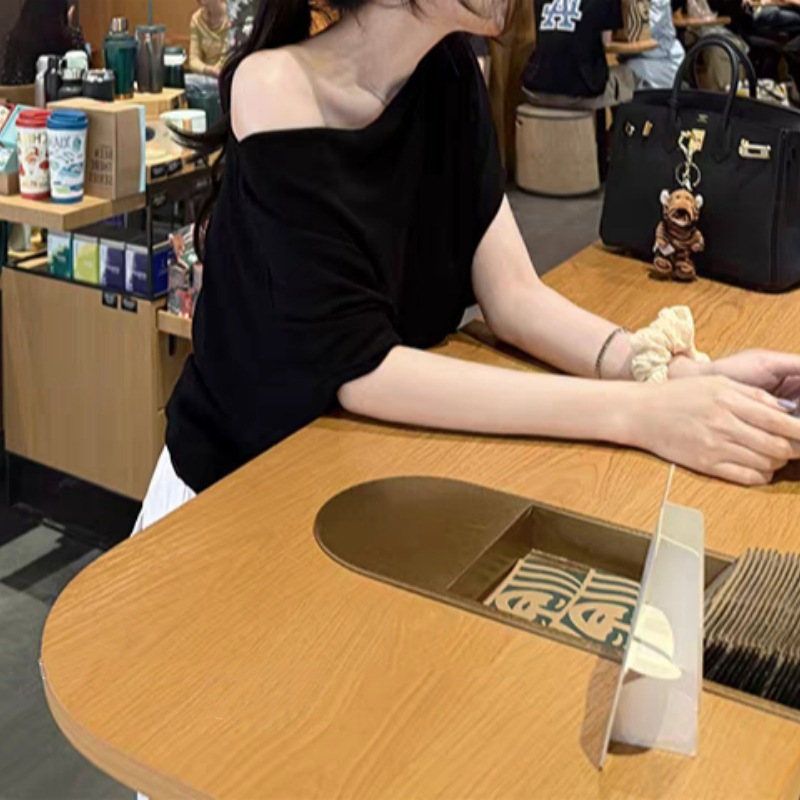 カットソー 優美なドレープボートネック