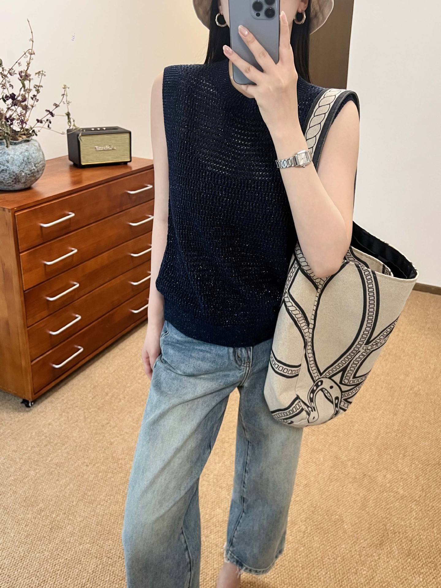カットソー 透かし編みノースリーブニット