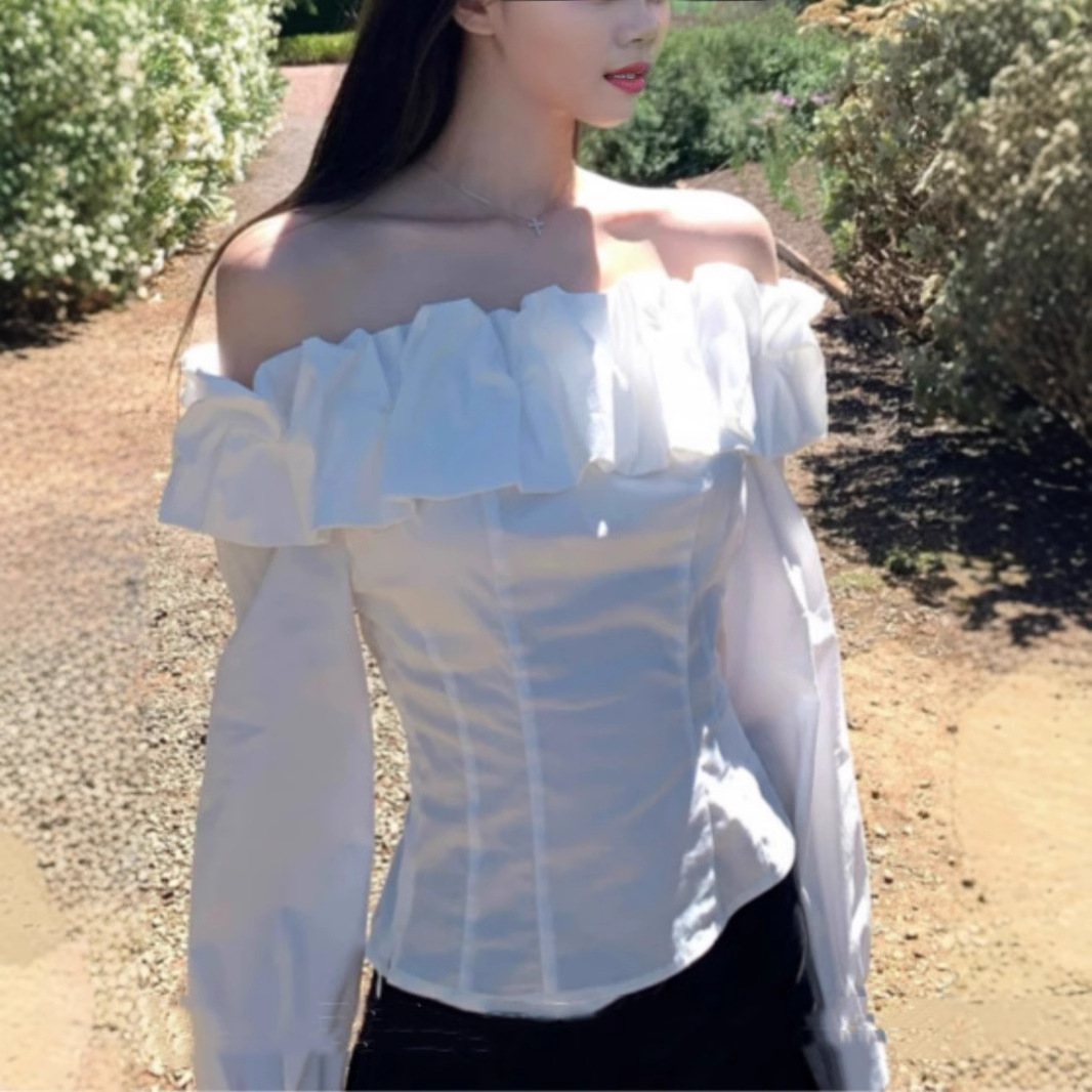 カットソー 優美フリルデコルテボートネック