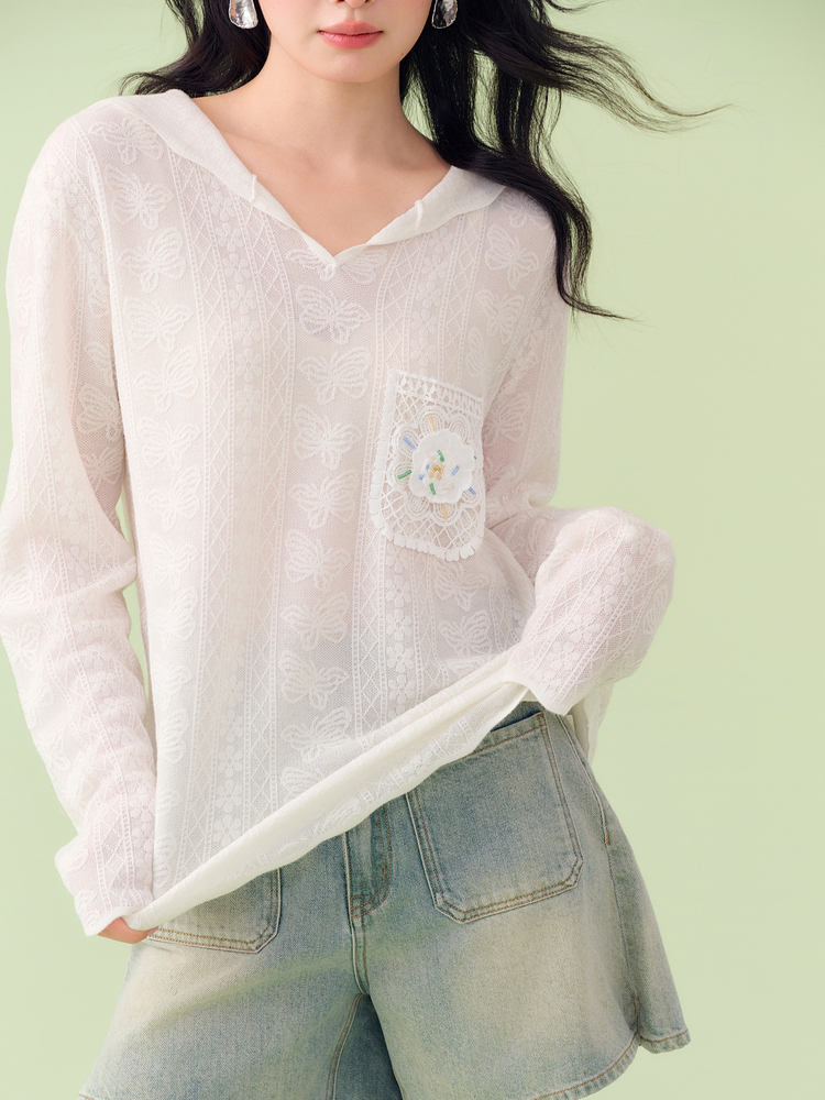 カットソー 刺繍ポケット付き透かし編みVネック