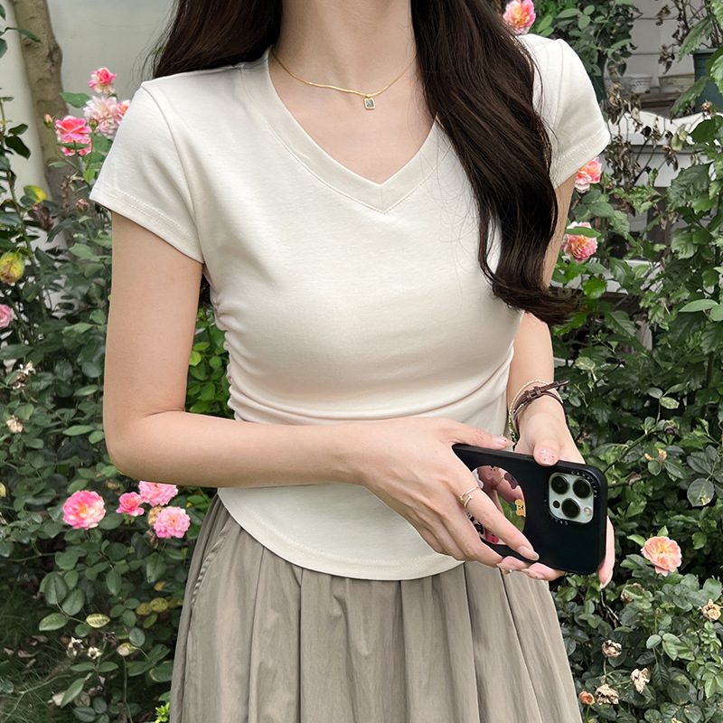 カットソー 優美シルエット Vネックカットソー