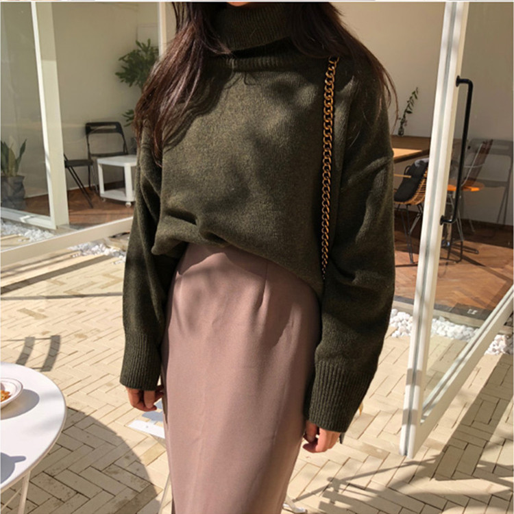 カットソー 女性らしさ際立つタートルネックセーター ゆったりシンプル