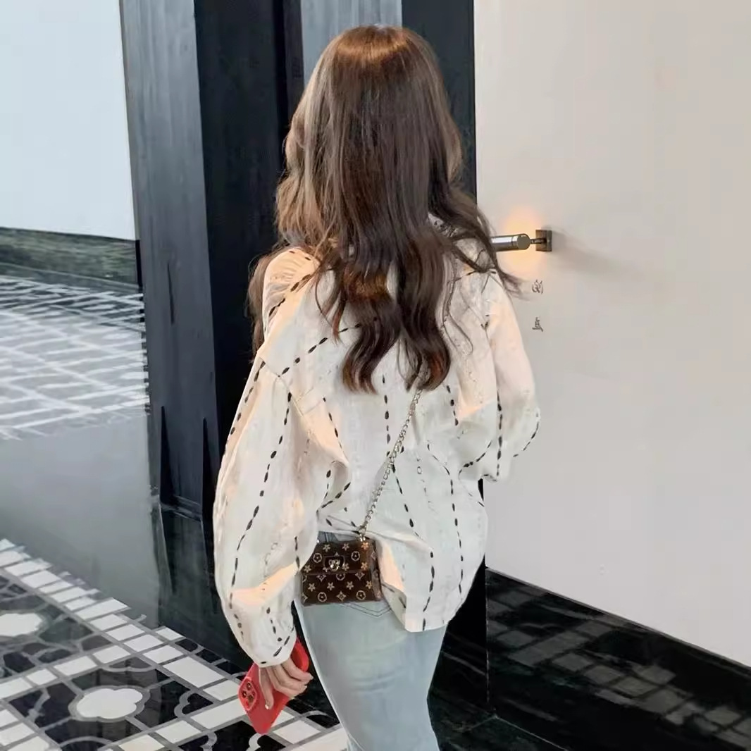 https://fulmo-img-server.com/cutton/6a5a04c9-7b78-4f82-b566-2bcb041e723a.jpg