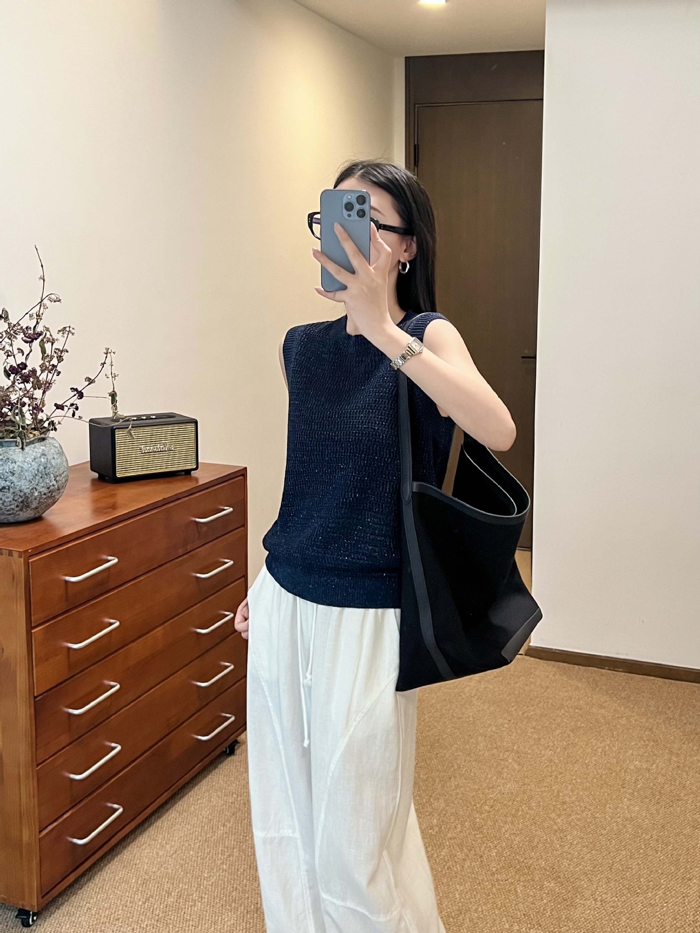 カットソー 透かし編みノースリーブニット