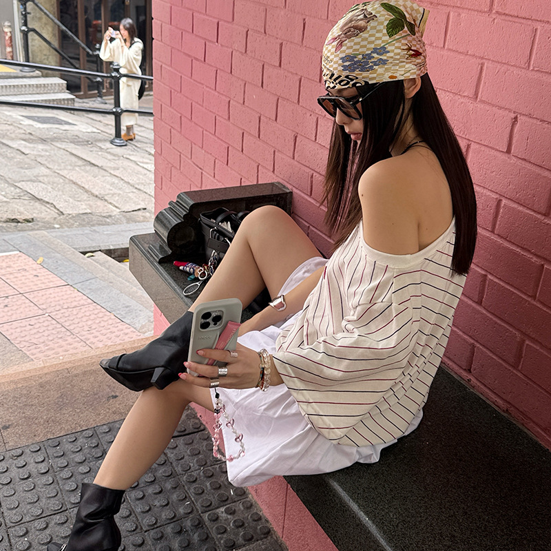 カットソー ゆったり肩見せストライプボートネック