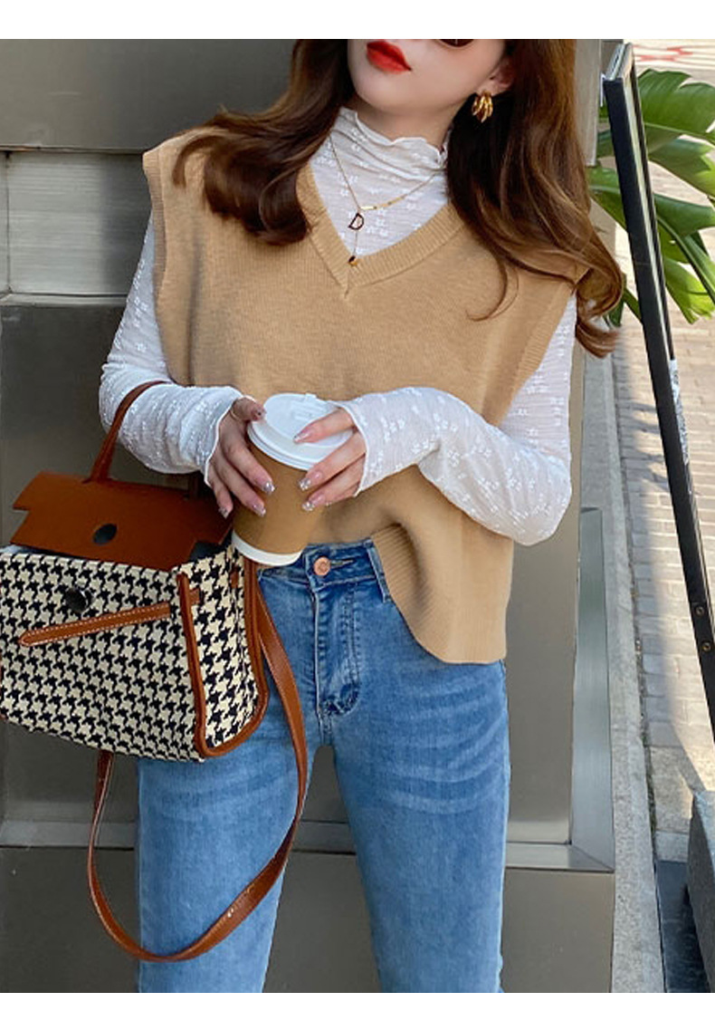 花柄透かし編みハイネックカットソー長袖