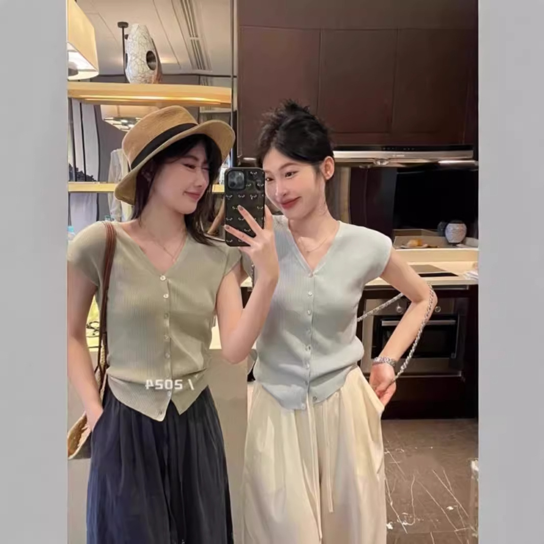 カットソー 洗練リブニット Vネックカットソー
