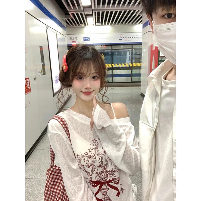 カットソー 優美な肩見せボートネック