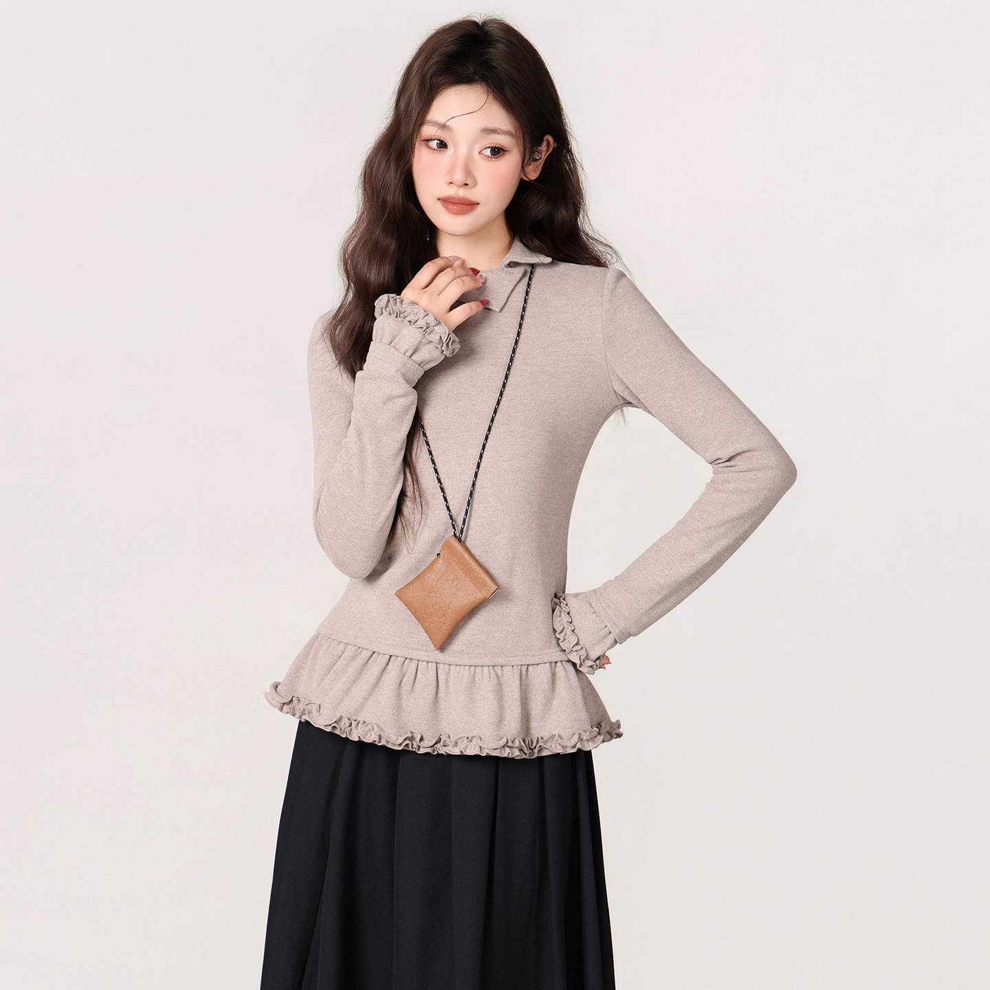 秋冬新作 フリル袖ハイネック カットソー ベージュ