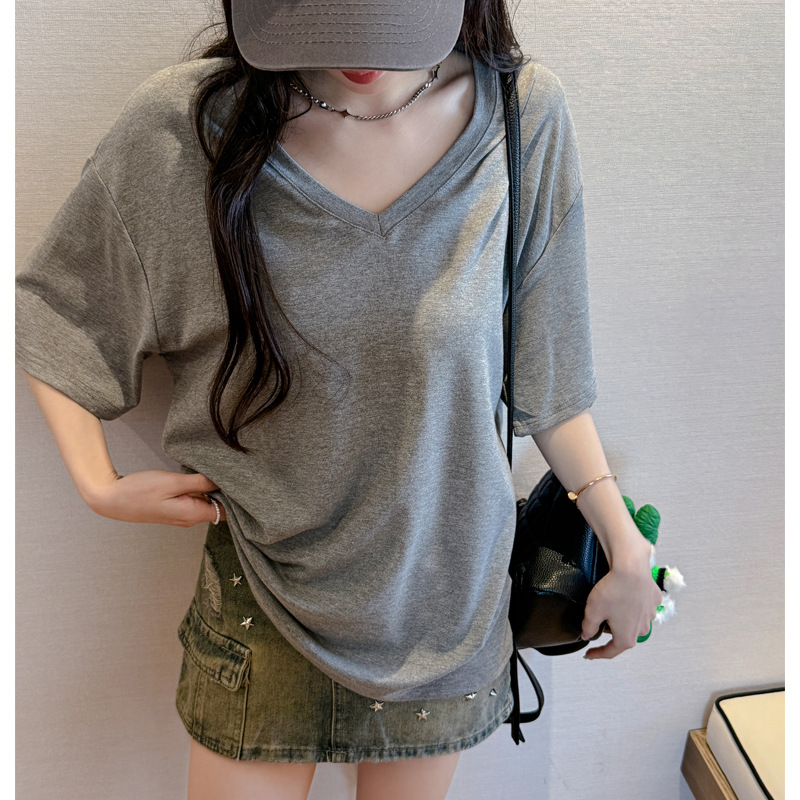 カットソー ゆったりシルエットVネックカットソー
