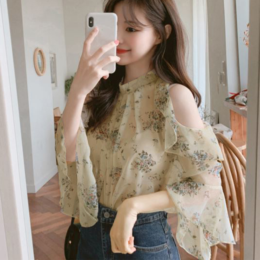 花柄長袖カットソー肩あきハイネック