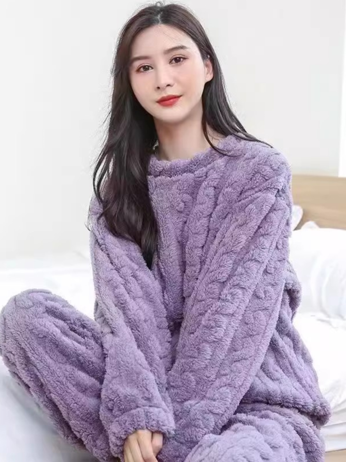 カットソー もこもこボア素材のリラックス長袖カットソー