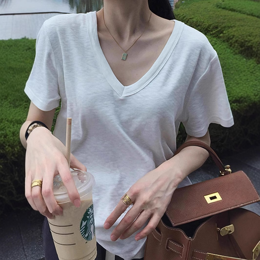 カットソー なめらか肌触りシンプルVネック