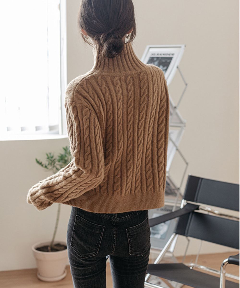 カットソー ケーブル編みタートルネックニットセーター