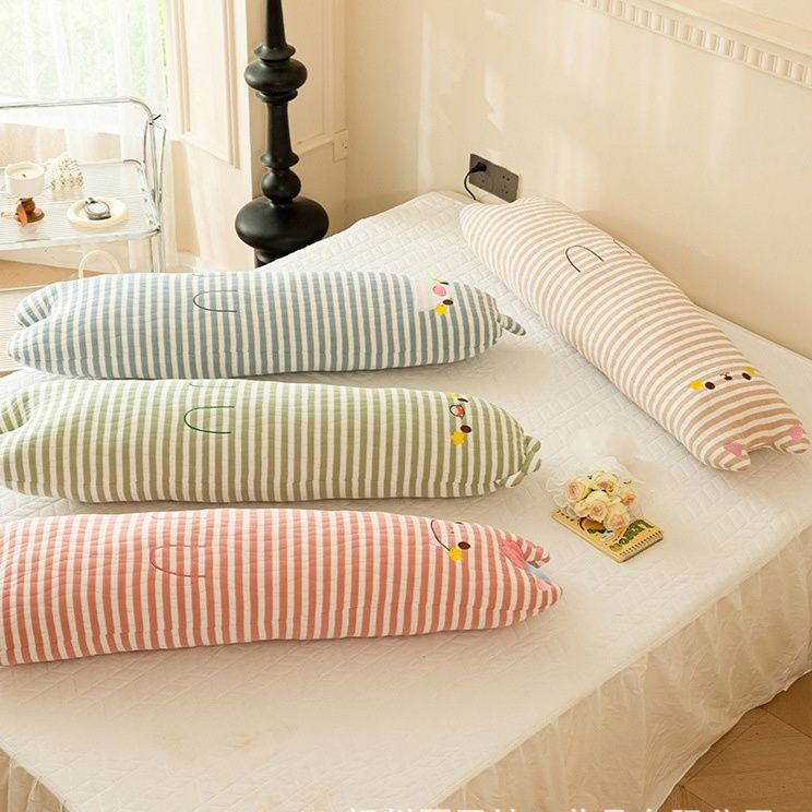 https://fulmo-img-server.com/dakimakura-store/1781933123370_sz6d9d6j_axzejuvp.jpeg