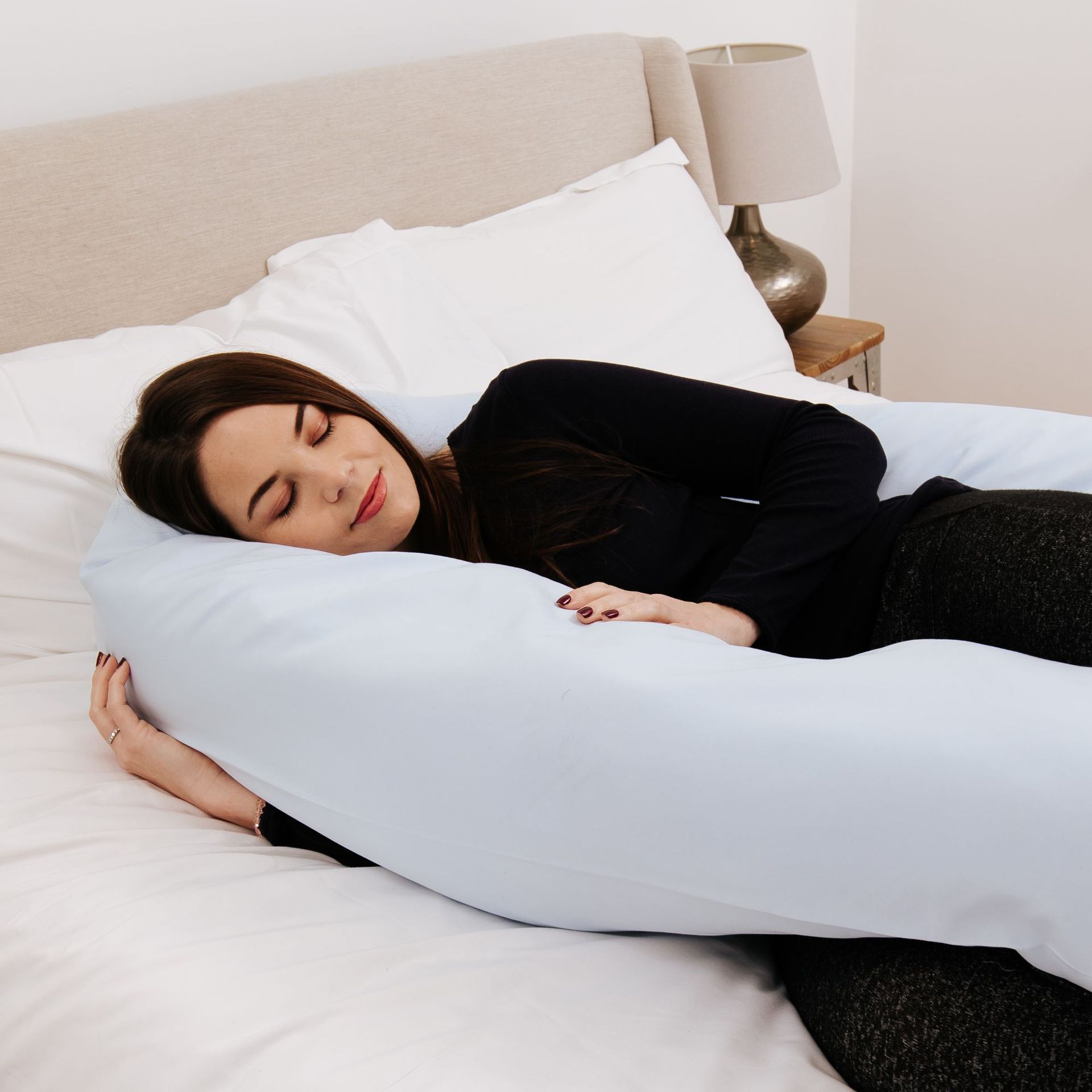 https://fulmo-img-server.com/dakimakura-store/3caf61c9-fd73-4ef5-8268-fd0ab6722857.jpg