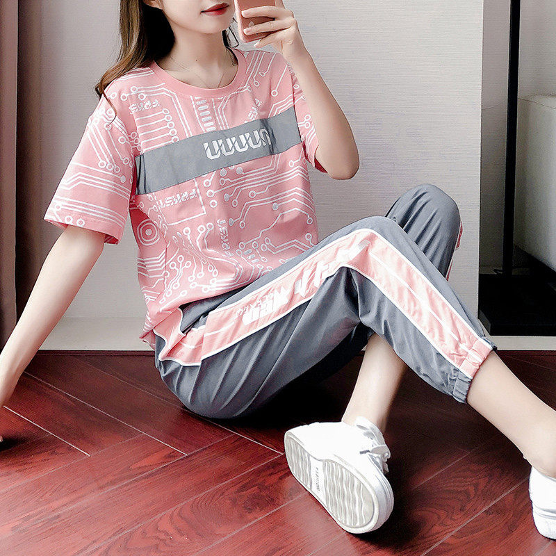 https://fulmo-img-server.com/dancebeat/07526ca1-66b0-4a8e-a3bf-e669cee27aed.jpg