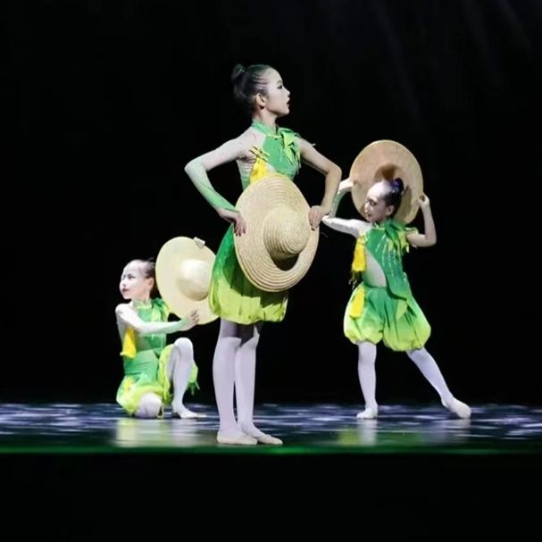 ダンス衣装 麦わら帽子付き田園風キッズダンス衣装