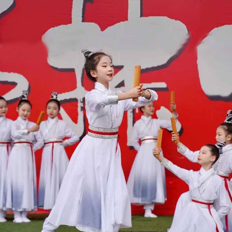 https://fulmo-img-server.com/dancebeat/1756480397317_3tyllttf_py3ytnim.jpeg