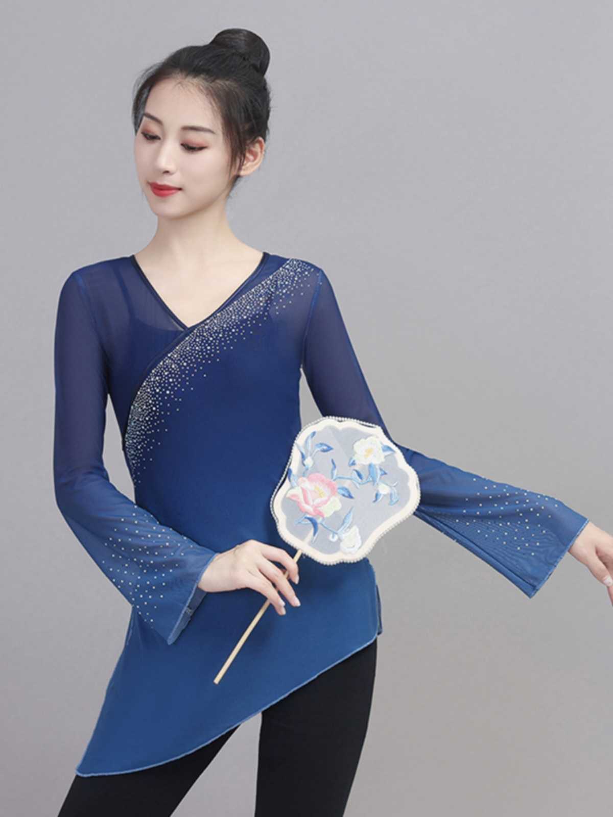 https://fulmo-img-server.com/dancebeat/1756480602587_5belb4n1_8bzei8po.jpeg