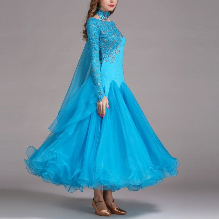 ダンス衣装 煌めきビジュー付き多重フリルロングドレス