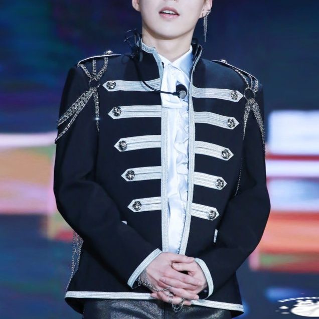 ダンス衣装 軍服風チェーン装飾ジャケットステージ衣装