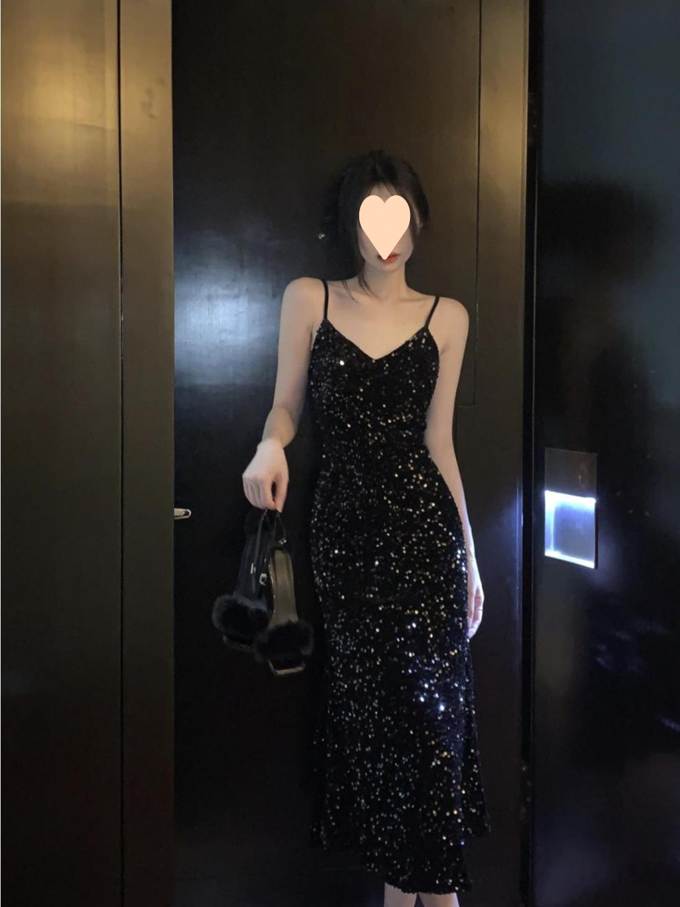 ダンス衣装 スパンコール輝く細身キャミソールワンピース