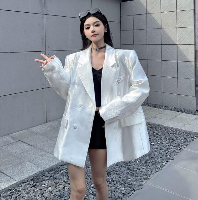 https://fulmo-img-server.com/dancebeat/3bc6576a-104a-4eee-a08b-e38c4844f1af.jpg