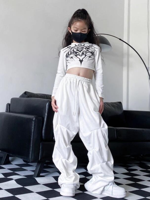 https://fulmo-img-server.com/dancebeat/3f093377-5397-4642-96a6-04a1e4b7bf3e.jpg