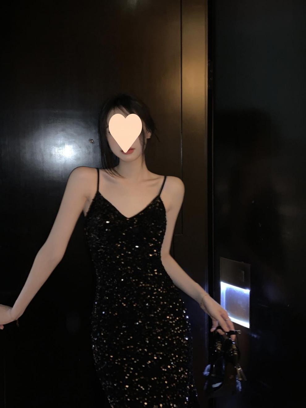 ダンス衣装 スパンコール輝く細身キャミソールワンピース