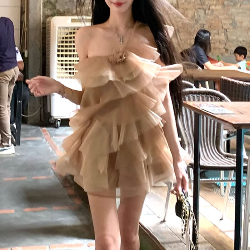 ダンス衣装 華やかフリル重ねオフショルダーミニ丈ドレス