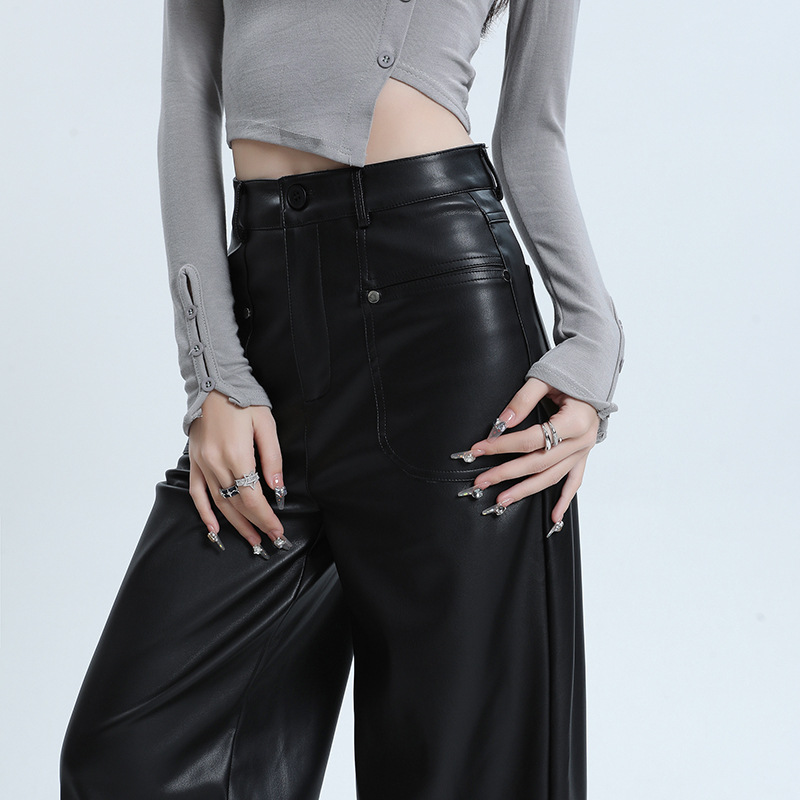 ダンス衣装 合成皮革ワイドパンツとへそ出しトップスセット