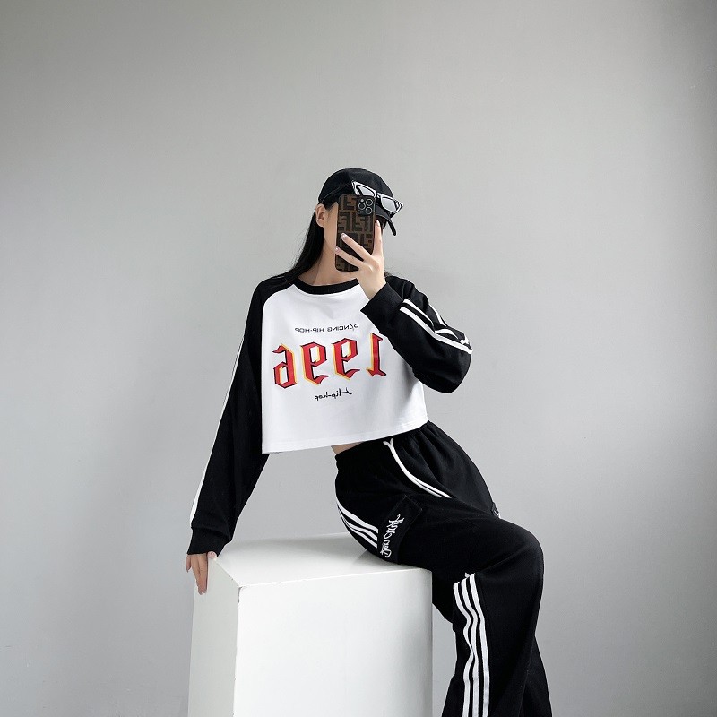 ダンス衣装 韓国風ストリート系クロップトップセットアップ