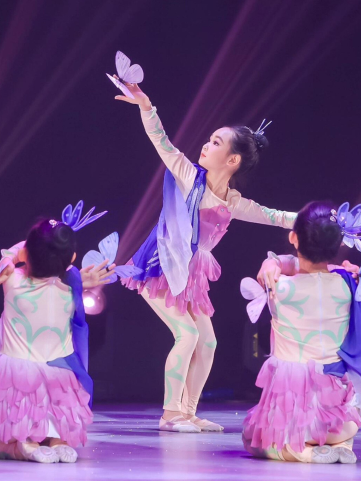 ダンス衣装 ちょうの舞い キッズダンス衣装