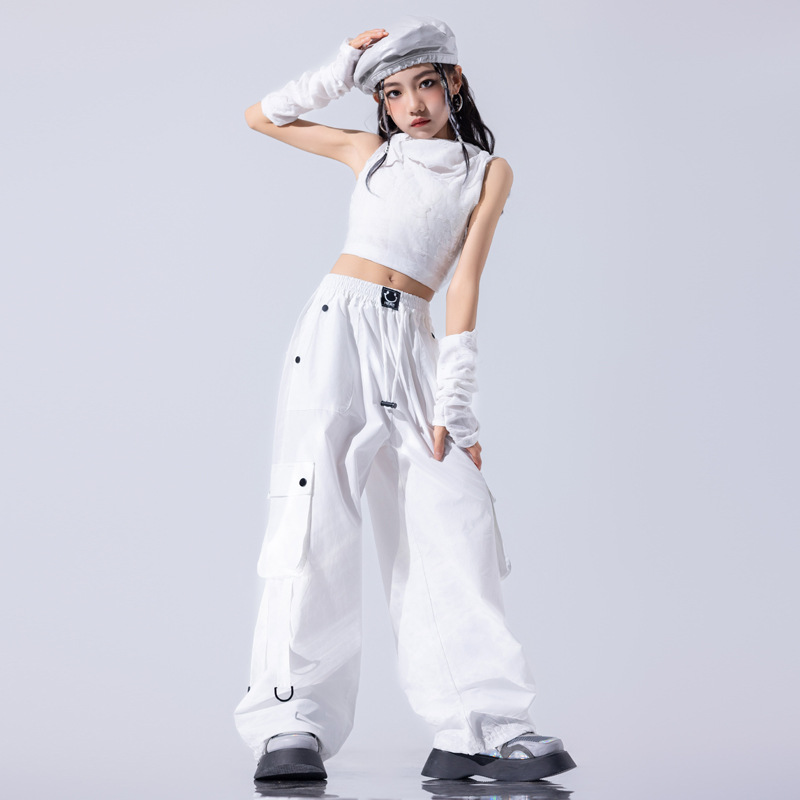 https://fulmo-img-server.com/dancebeat/c2f3679a-3a05-4d40-a07e-316d7a0d8108.jpg