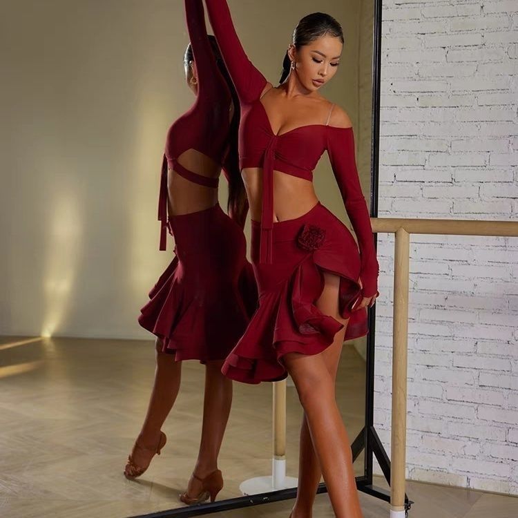 ダンス衣装 オフショルダーリボン付き多段フリルラテンダンスセット